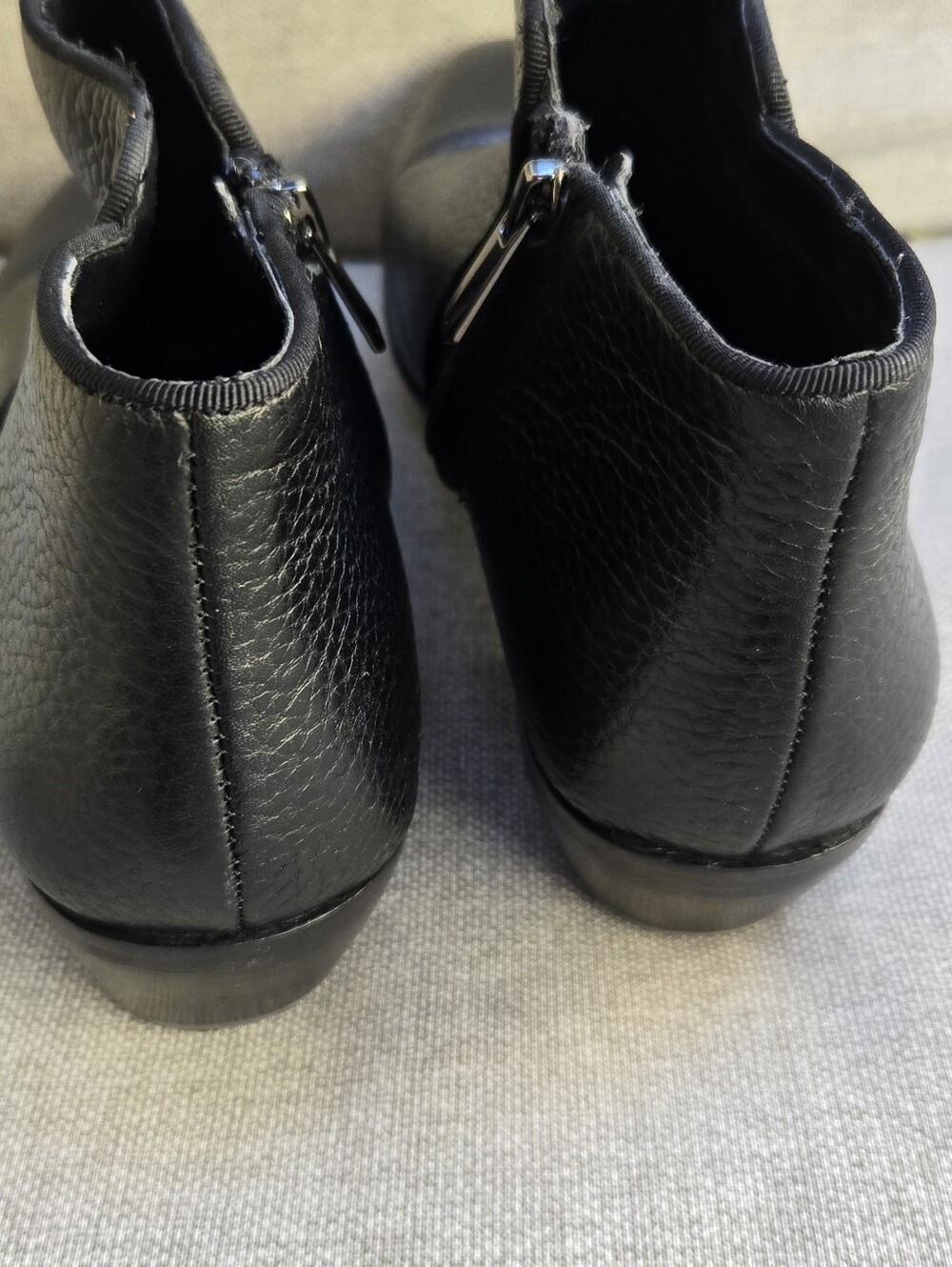 Sam Edelman Petty Classic Black Pebbled Leather Ankle Booties - Picture 10 of 13